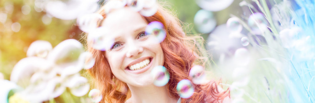 Zahnarzt Beck Augsburg Slider mit Frau